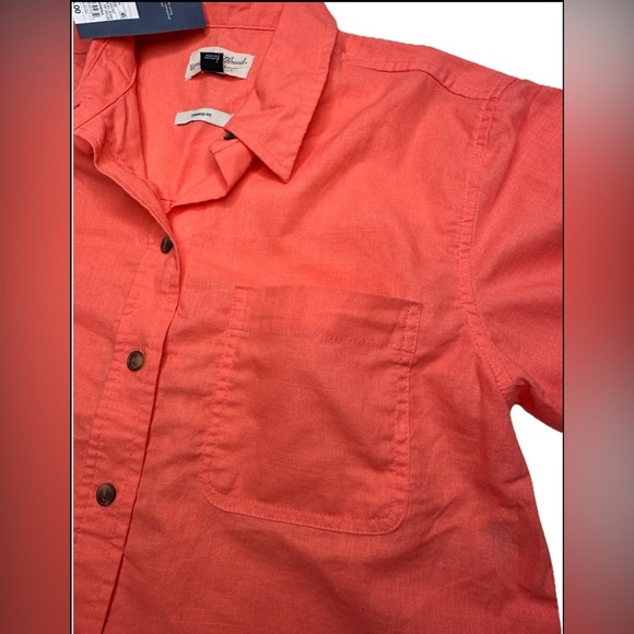 Women's Long Sleeve Button Down Cropped Shirt  Universal Thread Coral - Picture 3 of 9